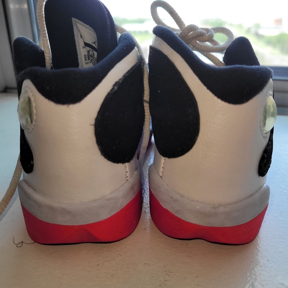 Jordans 13 - Picture 2 of 5